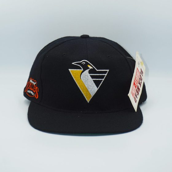 Pittsburgh Penguins snapback, used, condition 7/10